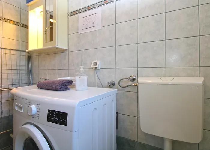 House Orbanin 1092 Vikendica