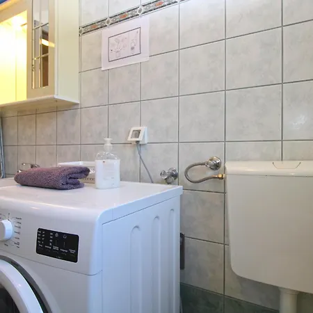 House Orbanin 1092 Holiday home