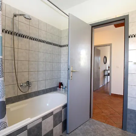 House Orbanin 1092 Holiday home *